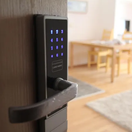 Park Apartment *