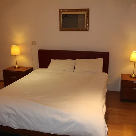 Apartament Park *